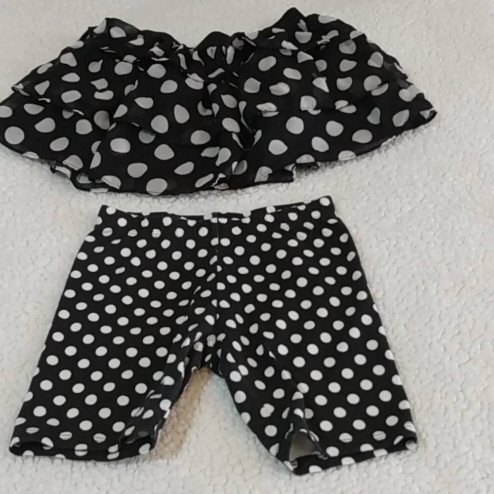 Girls black and white polka dot skirt and shorts‎